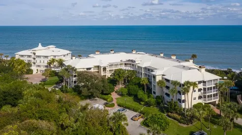 8880 N Sea Oaks Way Vero Beach FL 32963