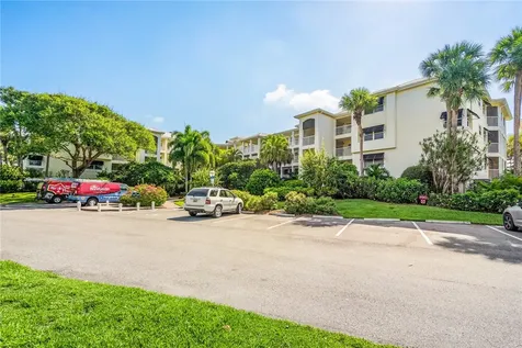 8880 N Sea Oaks Way Vero Beach FL 32963