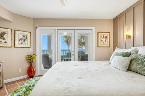 8880 N Sea Oaks Way Vero Beach FL 32963