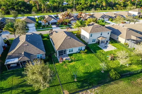 1486 Lexington Square SW Vero Beach FL 32962