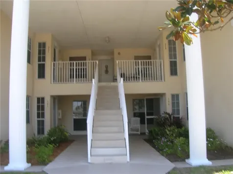 720 Lake Orchid Circle Vero Beach FL 32962