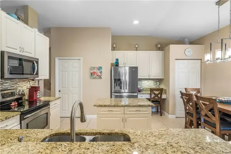 3134 Ashford Square Vero Beach FL 32966