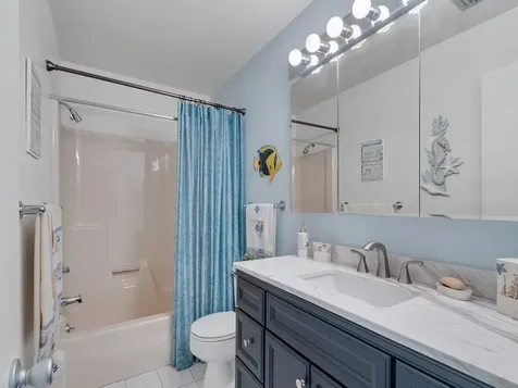 68 Royal Oak Court Vero Beach FL 32962