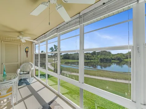 68 Royal Oak Court Vero Beach FL 32962