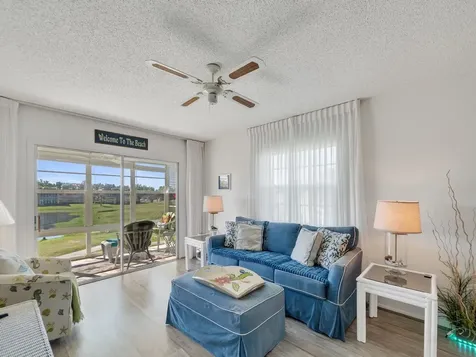 68 Royal Oak Court Vero Beach FL 32962