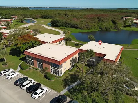 68 Royal Oak Court Vero Beach FL 32962