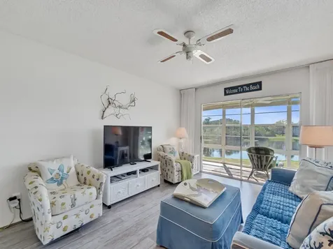 68 Royal Oak Court Vero Beach FL 32962