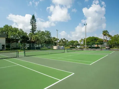 68 Royal Oak Court Vero Beach FL 32962