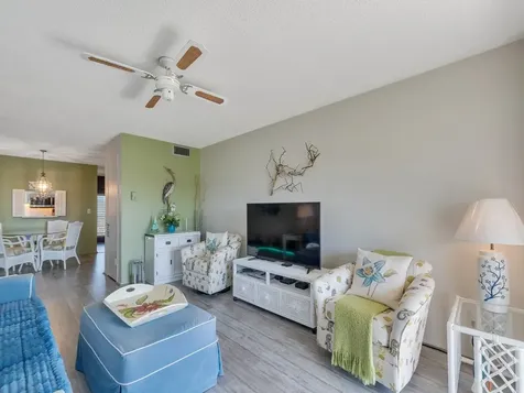 68 Royal Oak Court Vero Beach FL 32962