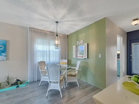 68 Royal Oak Court Vero Beach FL 32962