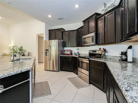 5945 Buttonwood Square Vero Beach FL 32966