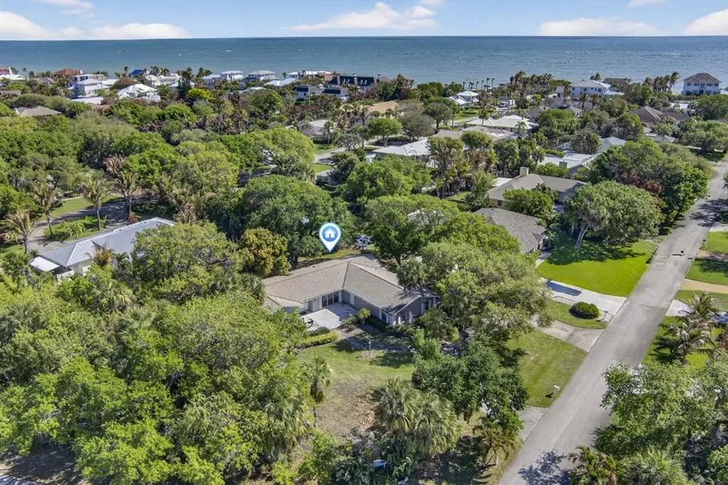 1926 Surfside Terrace Vero Beach FL 32963