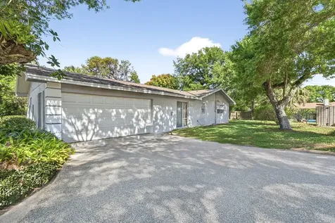1926 Surfside Terrace Vero Beach FL 32963