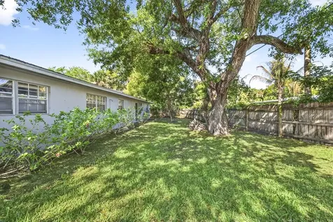 1926 Surfside Terrace Vero Beach FL 32963