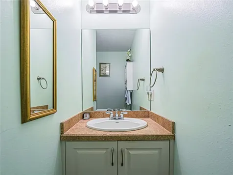 67 Royal Oak Drive Vero Beach FL 32962