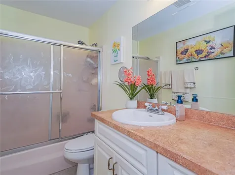 67 Royal Oak Drive Vero Beach FL 32962