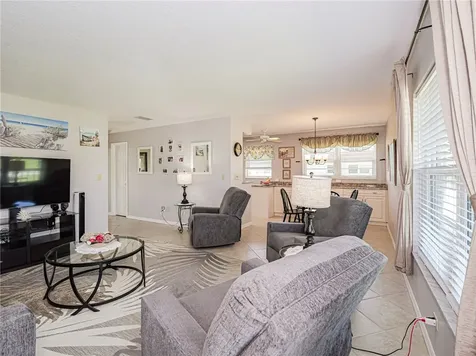 67 Royal Oak Drive Vero Beach FL 32962