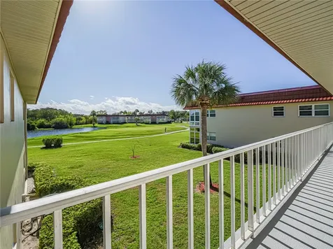 67 Royal Oak Drive Vero Beach FL 32962