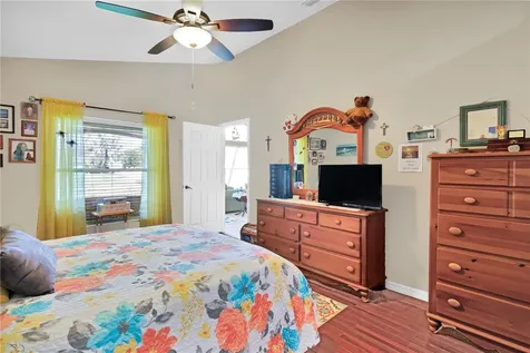 2101 Chinaberry Circle SE Palm Bay FL 32909