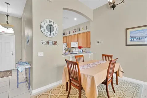 2101 Chinaberry Circle SE Palm Bay FL 32909