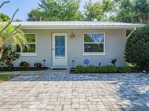 5008 Tradewinds Drive Vero Beach FL 32963