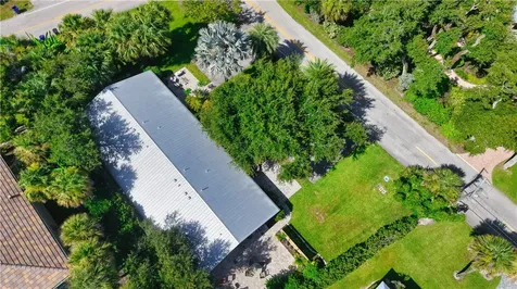 5008 Tradewinds Drive Vero Beach FL 32963