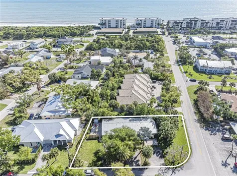 5008 Tradewinds Drive Vero Beach FL 32963
