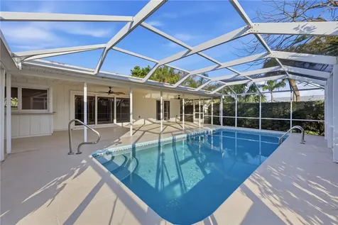 1048 Admirals Walk Vero Beach FL 32963