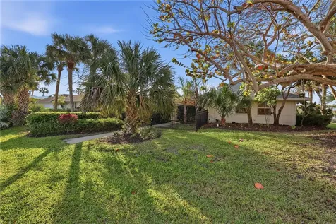 1048 Admirals Walk Vero Beach FL 32963