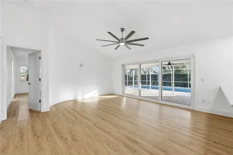 1048 Admirals Walk Vero Beach FL 32963