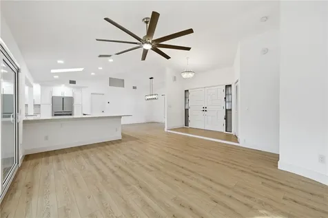 1048 Admirals Walk Vero Beach FL 32963