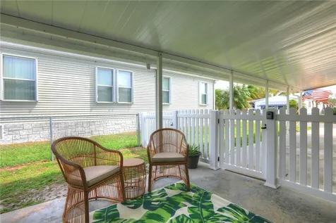 902 Periwinkle Circle Barefoot Bay FL 32976
