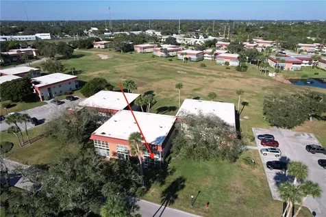 85 Crooked Tree Lane Vero Beach FL 32962