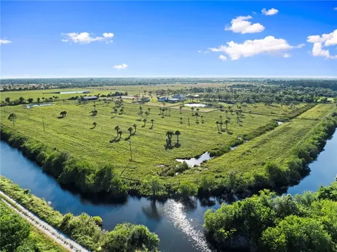 4044 Johnston Road Fort Pierce FL 34951