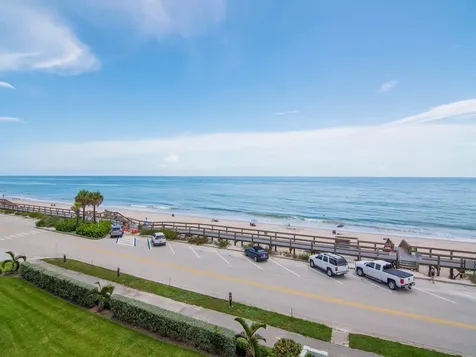 4049 Ocean Drive Vero Beach FL 32963