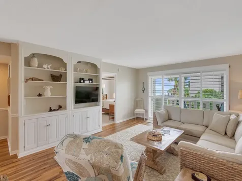 4049 Ocean Drive Vero Beach FL 32963