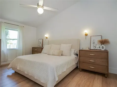 5150 9th Street Vero Beach FL 32966