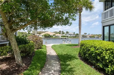 1776 Mooringline Drive Vero Beach FL 32963