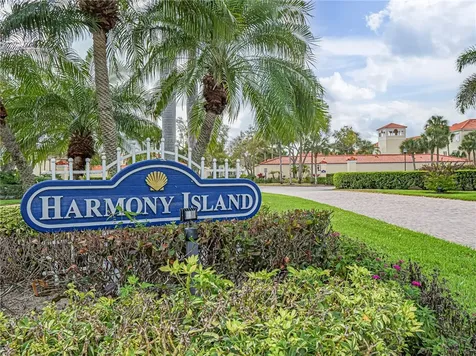 5075 Harmony Circle Vero Beach FL 32967
