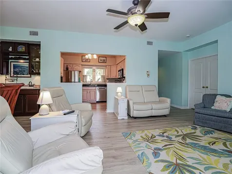 5075 Harmony Circle Vero Beach FL 32967