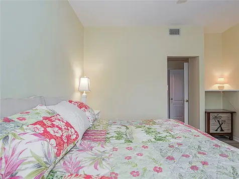 5075 Harmony Circle Vero Beach FL 32967