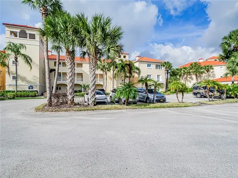 5075 Harmony Circle Vero Beach FL 32967