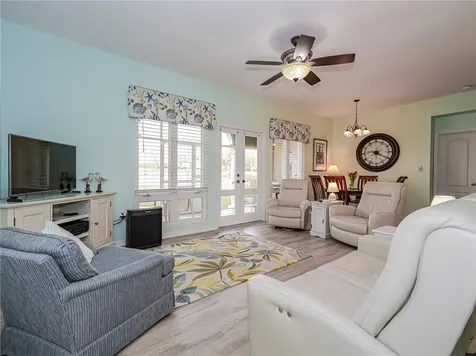 5075 Harmony Circle Vero Beach FL 32967