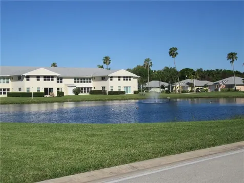 670 E Lake Jasmine Circle Vero Beach FL 32962