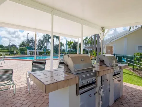 670 E Lake Jasmine Circle Vero Beach FL 32962
