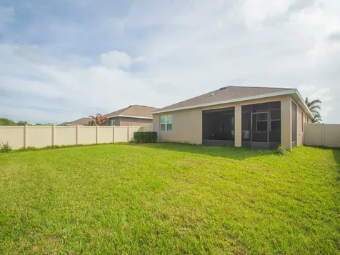 2633 Crowned Eagle Circle SW Vero Beach FL 32962
