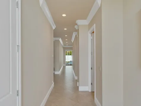 445 Wingate Terrace SW Vero Beach FL 32968