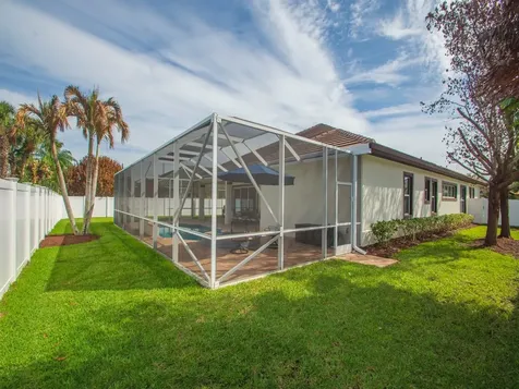445 Wingate Terrace SW Vero Beach FL 32968