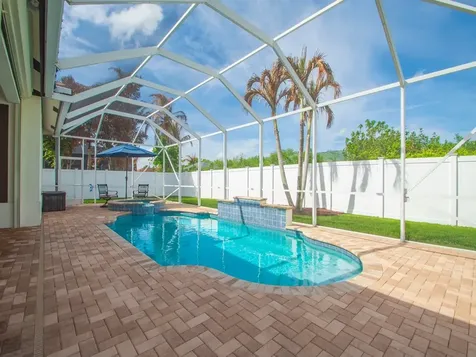 445 Wingate Terrace SW Vero Beach FL 32968