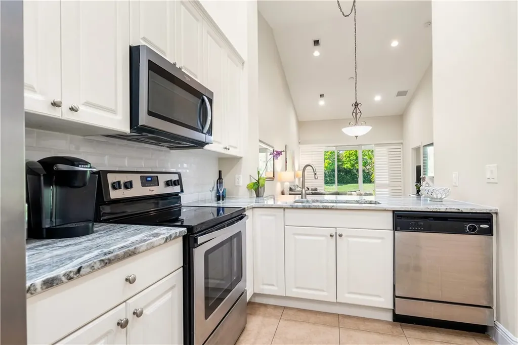 4325 Cross Court Vero Beach FL 32967